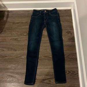 American eagle dark blue jeans